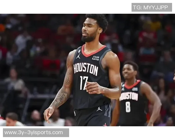 乌度卡谈篮板优势与失误问题努力争取更多球权提升比赛表现