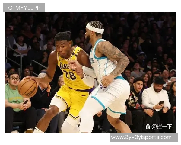 小莫分析湖人进攻困境认为东契奇持球和缺乏跑动是主要原因