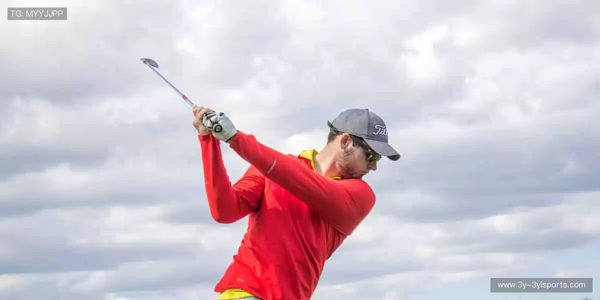 💥实时弹幕互动，与全球球迷共沸腾！⚽️